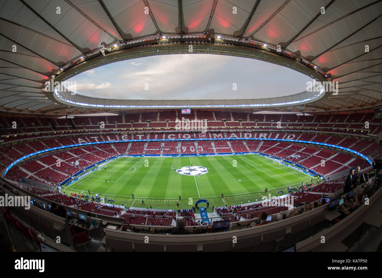 Madrid, Spanien. 27 Sep, 2017. Allgemeine Ansicht von Wanda Metropolitano Stadion vor dem Spiel zwischen Atletico Madrid und Chelsea in Madrid, am 27. September 2017. Quelle: AFP 7/Alamy leben Nachrichten Stockfoto