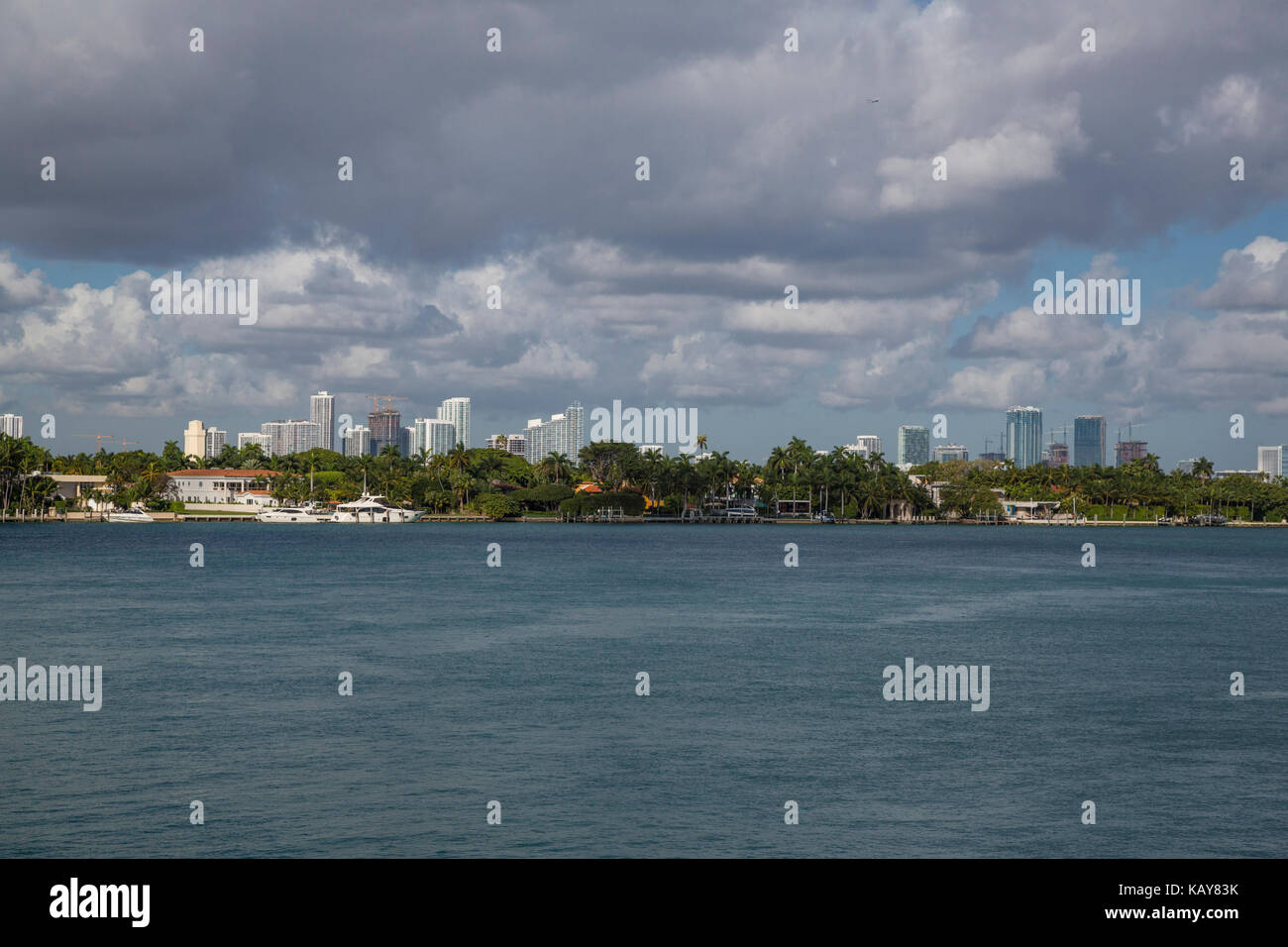 Miami, Florida. Die Skyline von Miami und Biscayne Bay. Stockfoto