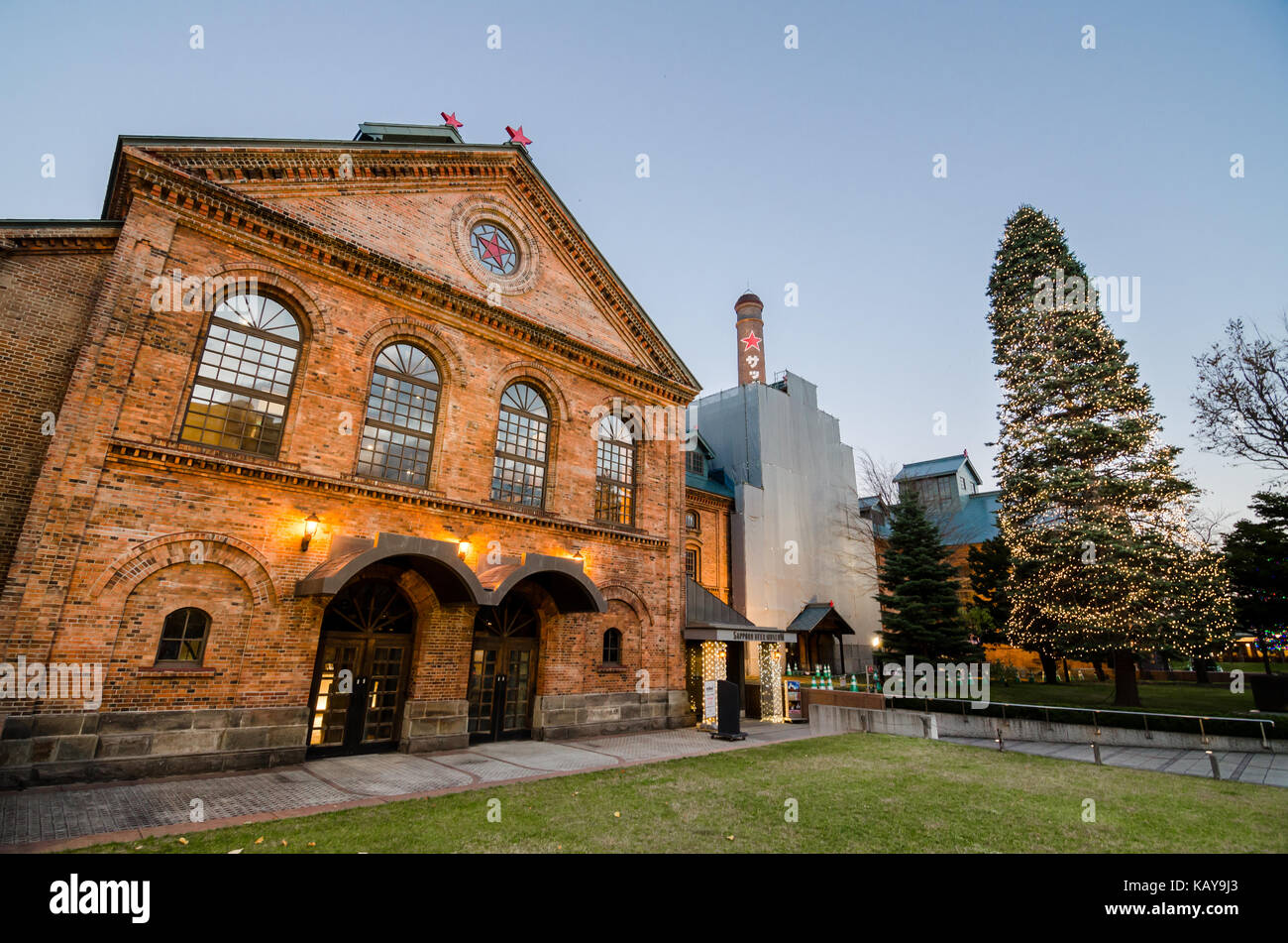 Die Sapporo Bier Museum wurde 1987 in einer ehemaligen Brauerei von der Meiji Periode geöffnet. Das Museum stellt die Geschichte des Bieres in Japan. Stockfoto