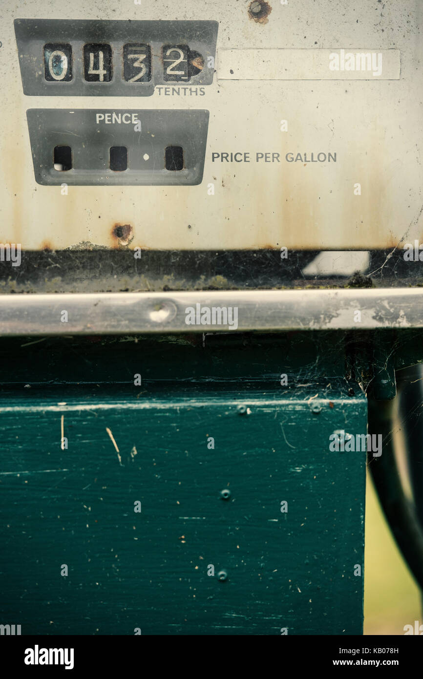 Detail einer rostigen Zapfsäule Stockfoto