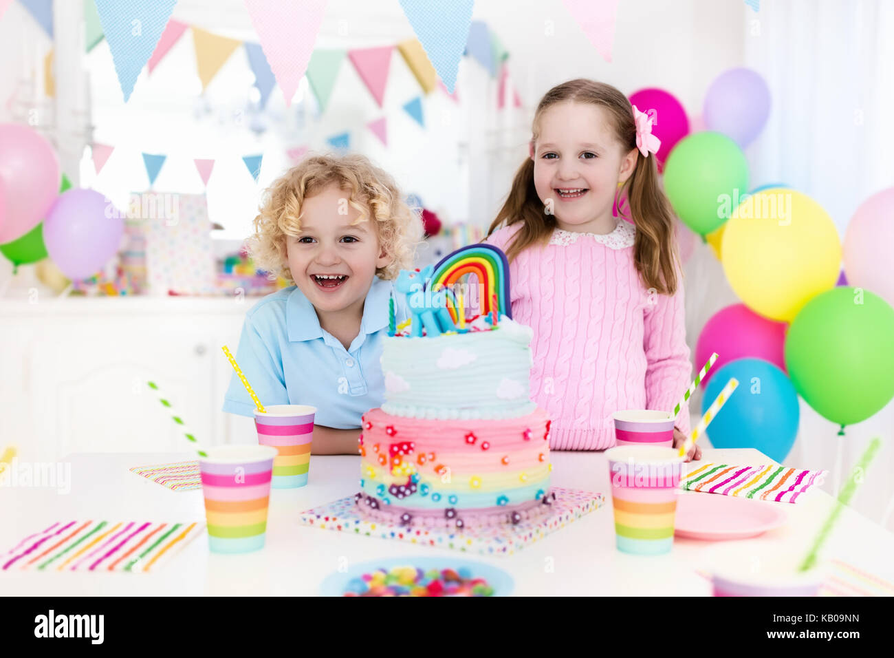 Rainbow Invitation Verjaardagsuitnodiging Regenboog Verjaardag