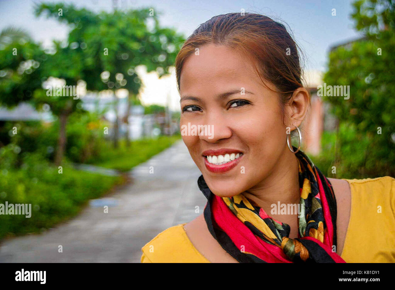 Porträt eines modernen, stilvollen und erfolgreiche asiatische Geschäftsfrau Frau aus den Philippinen. Stockfoto