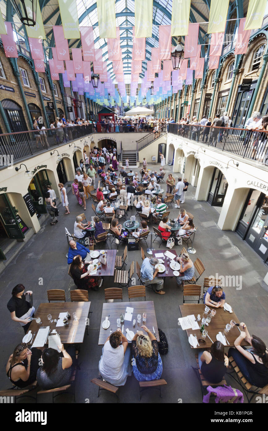 England, London, Covent Garden Market, Restaurant, Gäste, Stockfoto