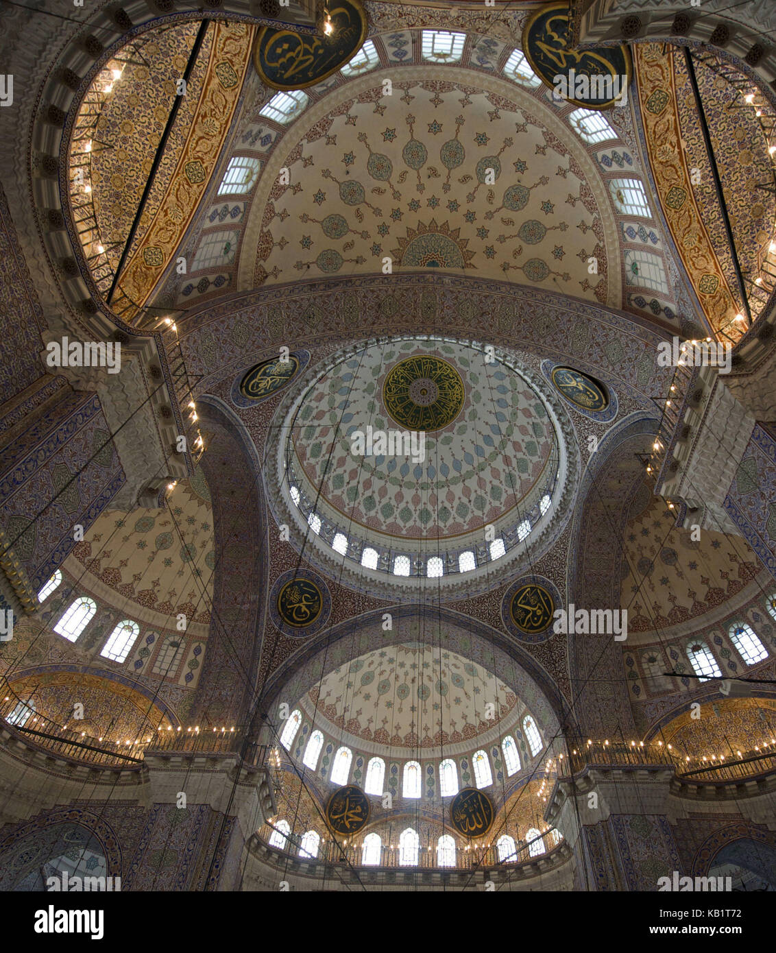 Türkei, Istanbul, Stadtteil Eminou, neue Moschee, Innenarchitektur, Kuppel, Stockfoto