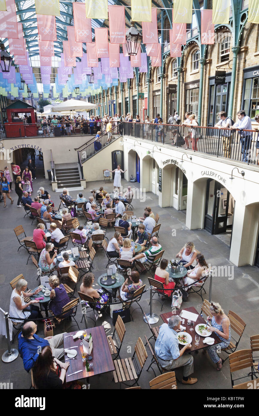 England, London, Covent Garden Market, Restaurant, Gäste, Stockfoto