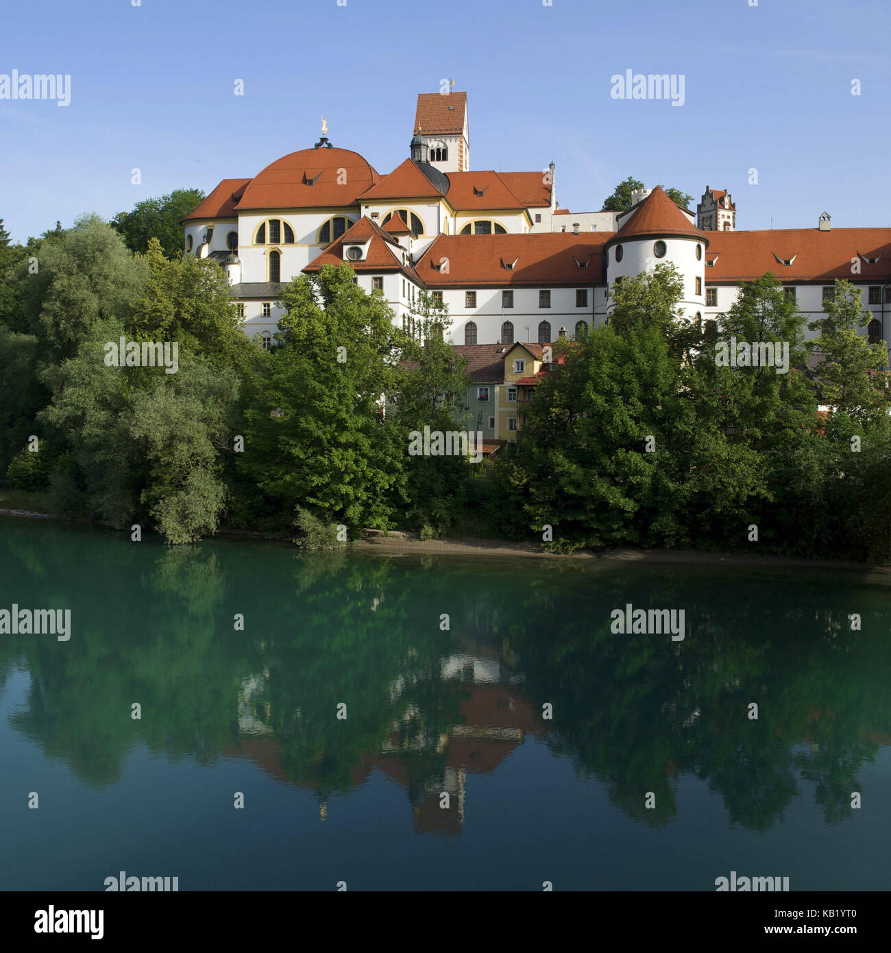 Deutschland, Bayern, Füssen, Hochburg, Wasserspiegelung, Stockfoto