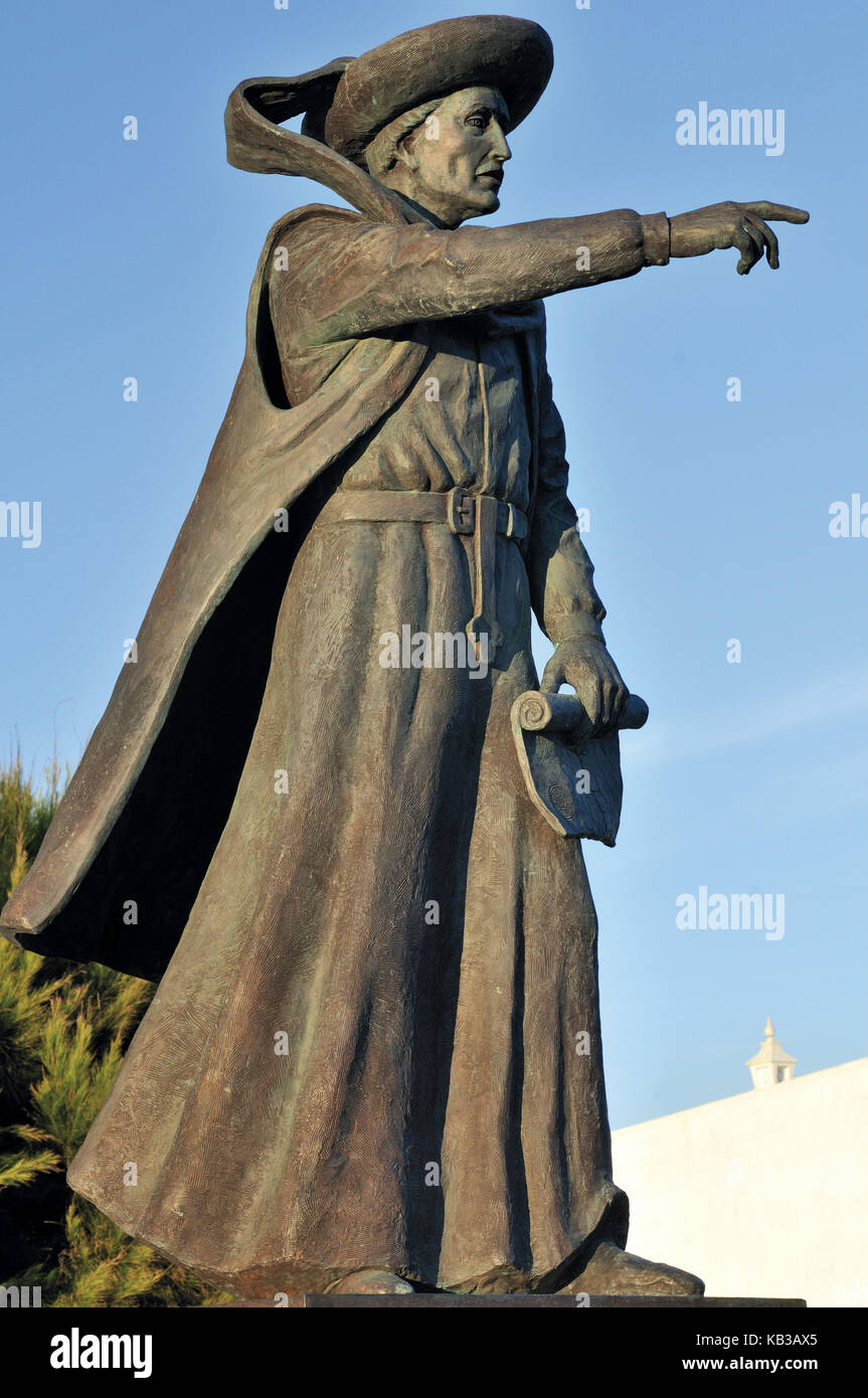 Portugal, Algarve, Statue von Prinz Heinrich an den Seefahrer, 'Henrique o von Navagador' in Sagres, Stockfoto