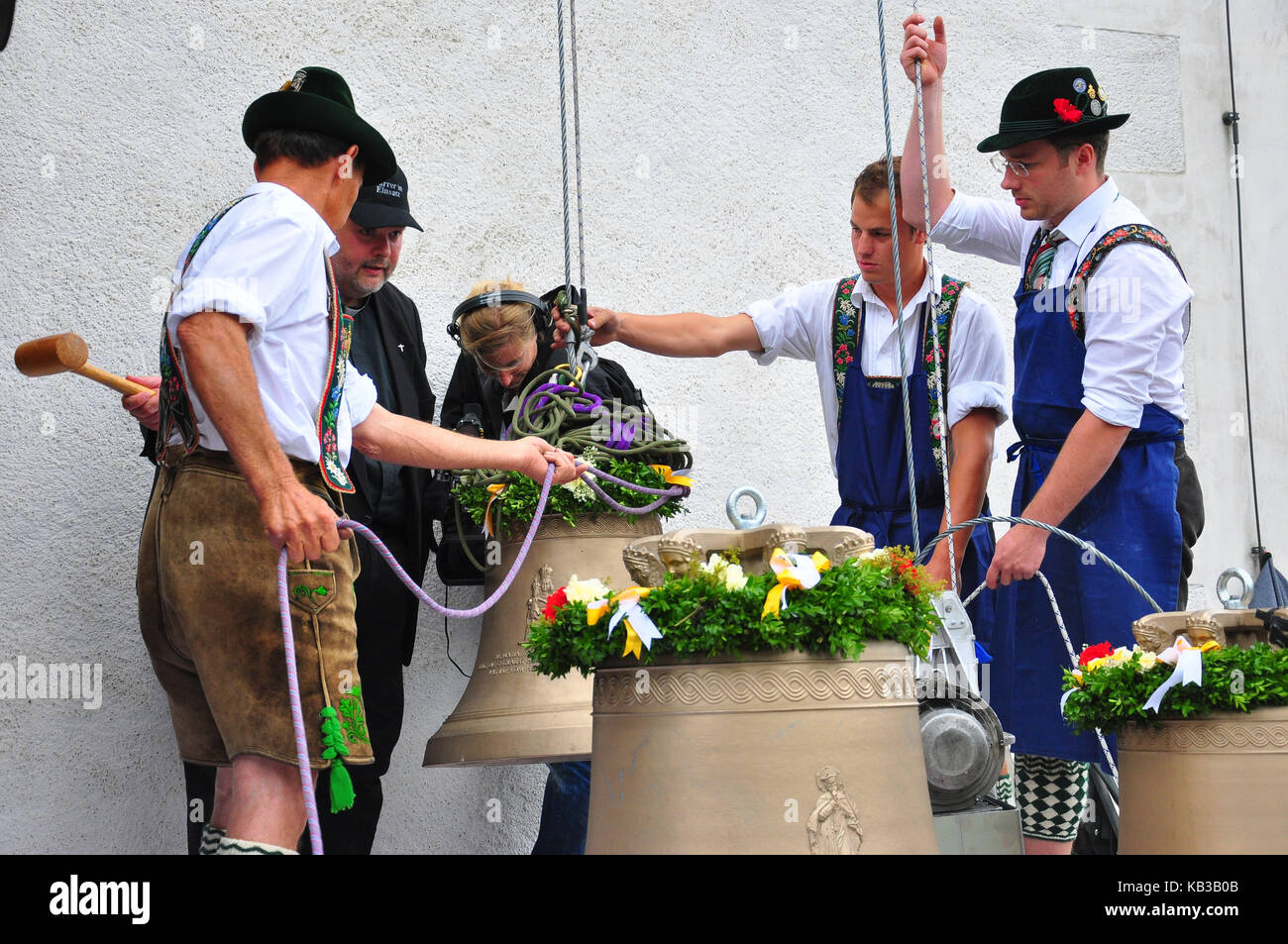 Deutschland, Bayern, Garmisch-Partenkirchen, Glocke, Glocke Einweihung, Stockfoto