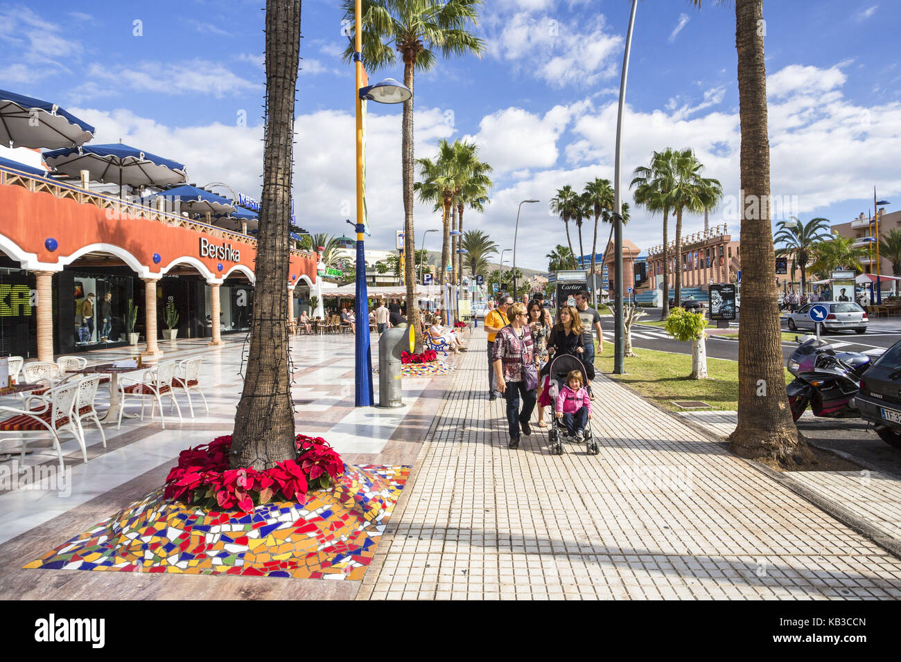 Spanien, Kanarische Inseln, Teneriffa, Playa las Americas, Promenade, Touristen, Stockfoto