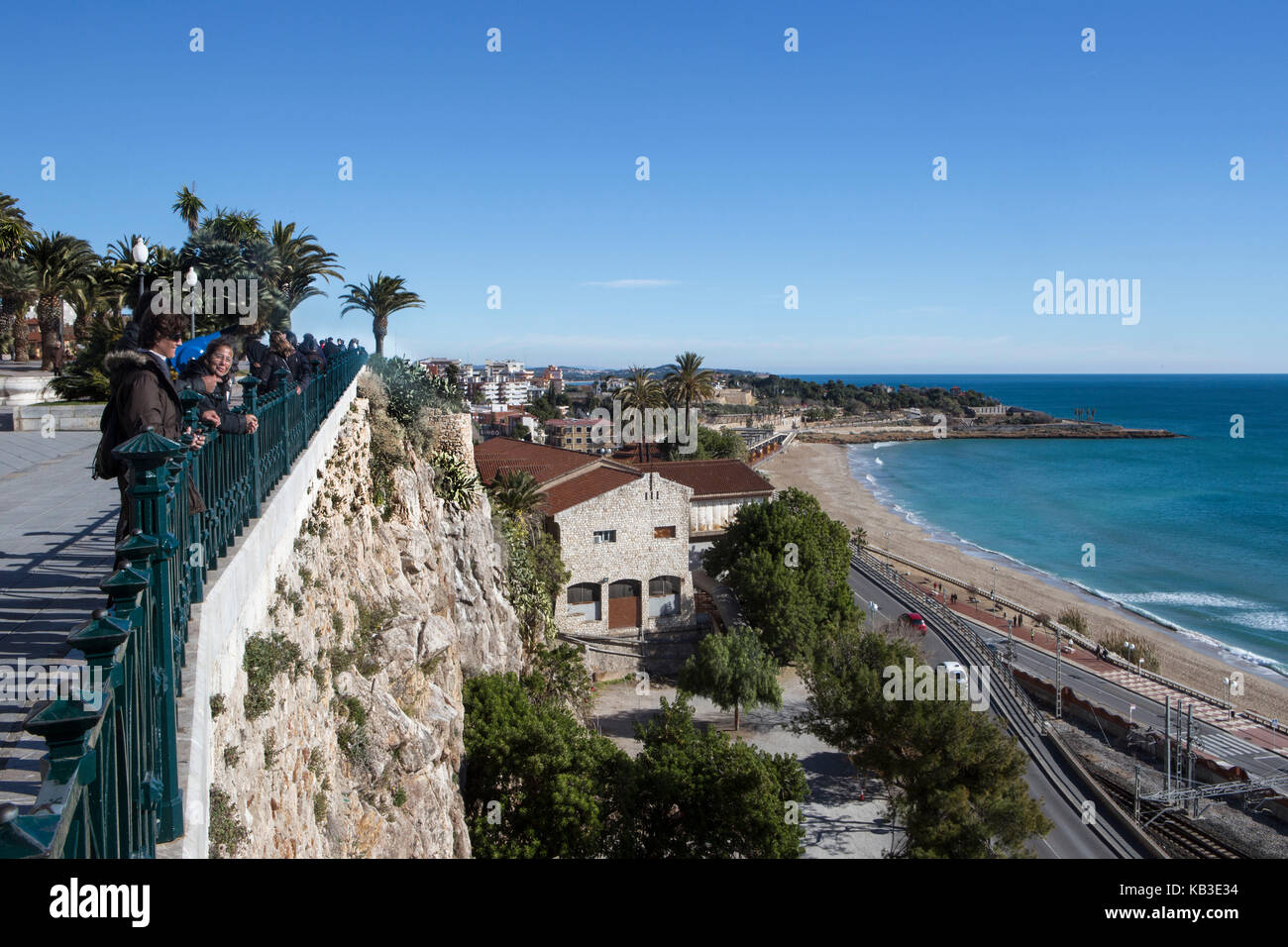 Spanien, Katalonien, Tarragona, Promenade, Blick auf das Meer, milagro Stockfoto