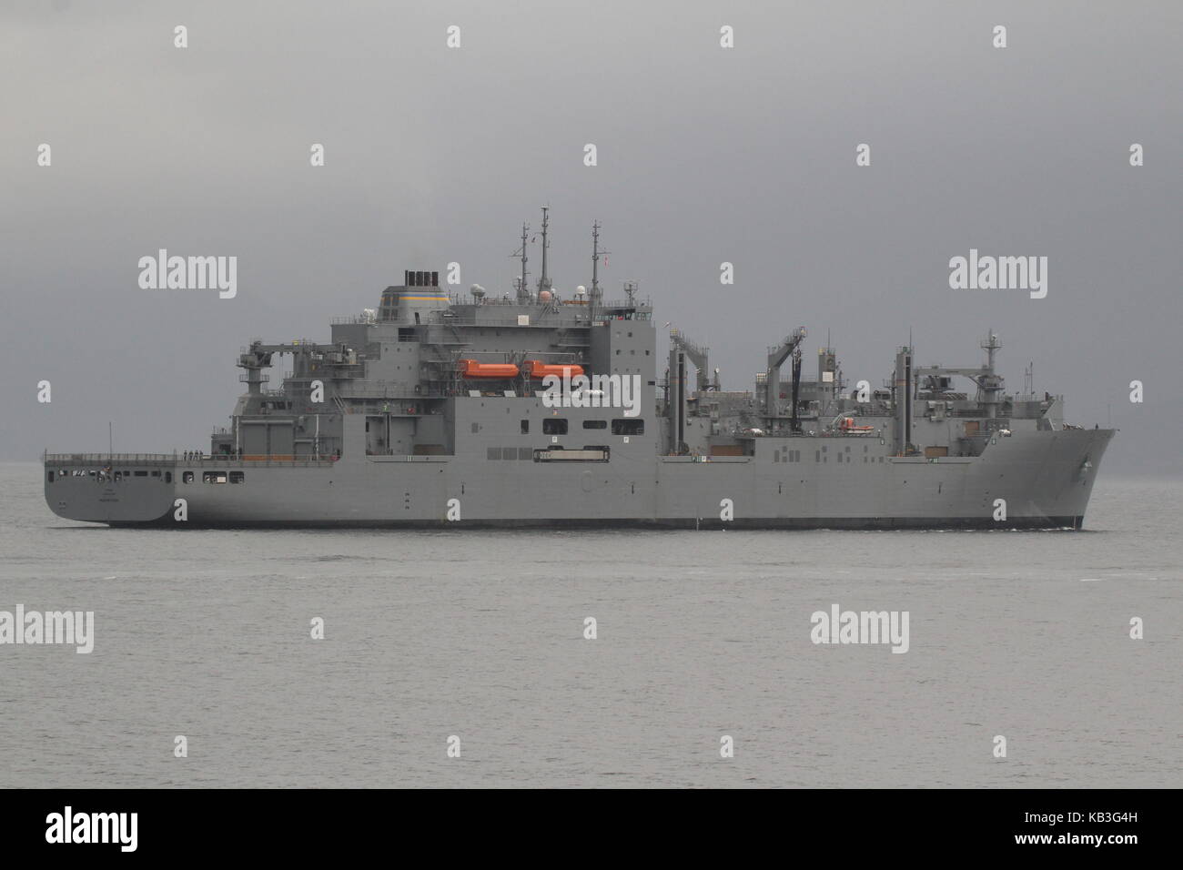 USNS Medgar Evers (T-AKE-13), Lewis und Clark-Klasse Dry Cargo Schiff der US-Marine betrieben, für Übung gewaltige Shield 2017 ankommen. Stockfoto