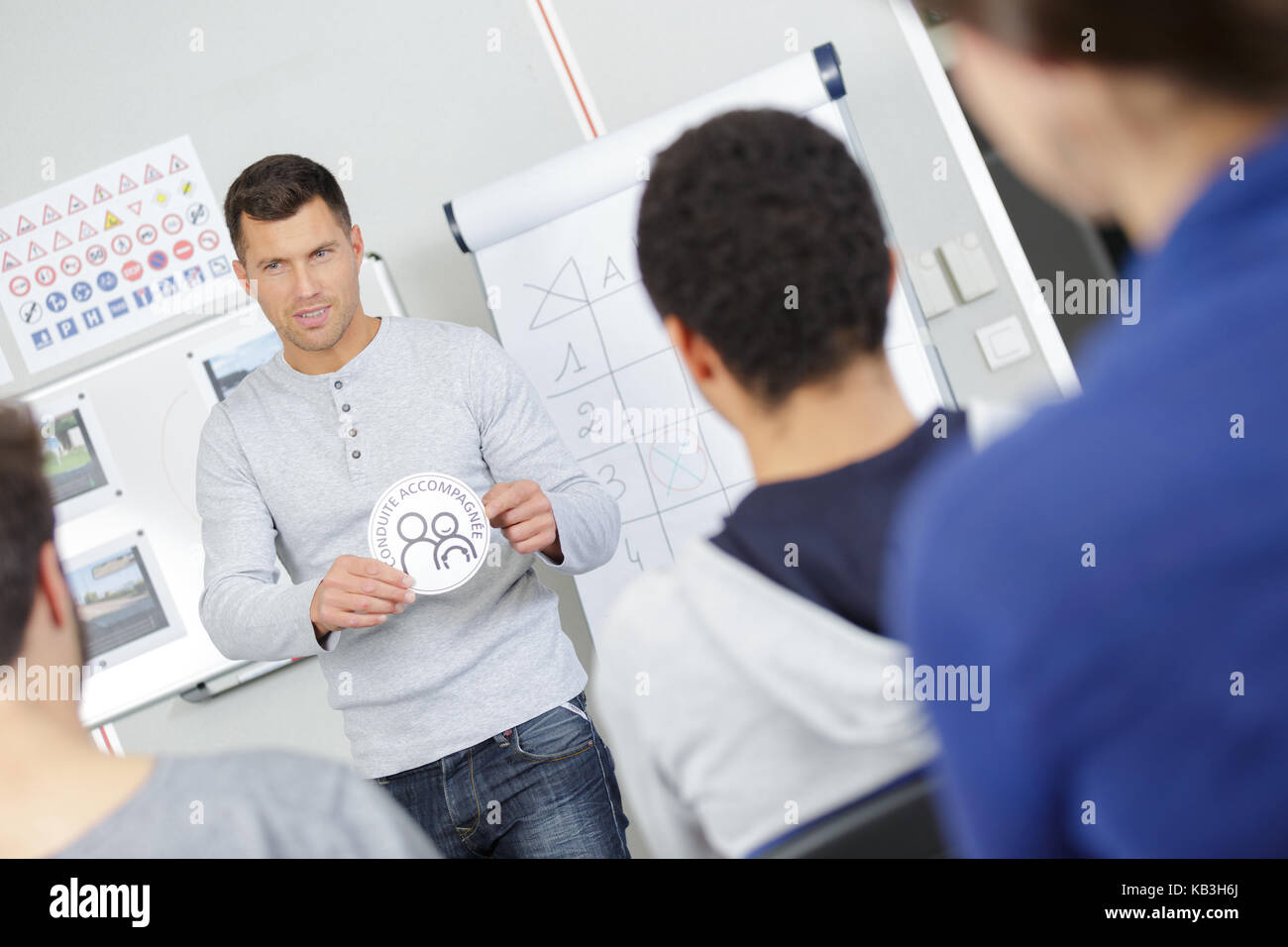 Fahrlehrer in seiner Klasse Stockfoto