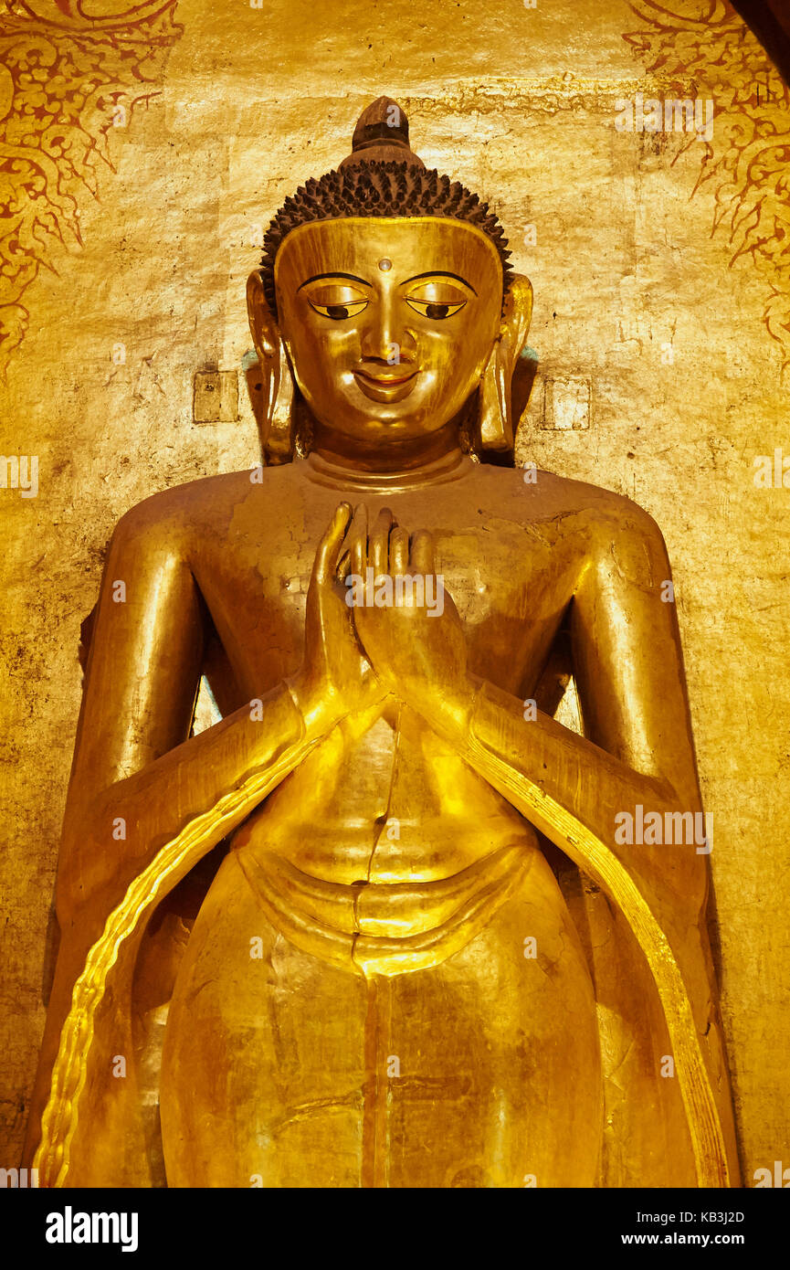 Buddha Statue in der Patho ananda Tempel, Myanmar, Asien, Stockfoto