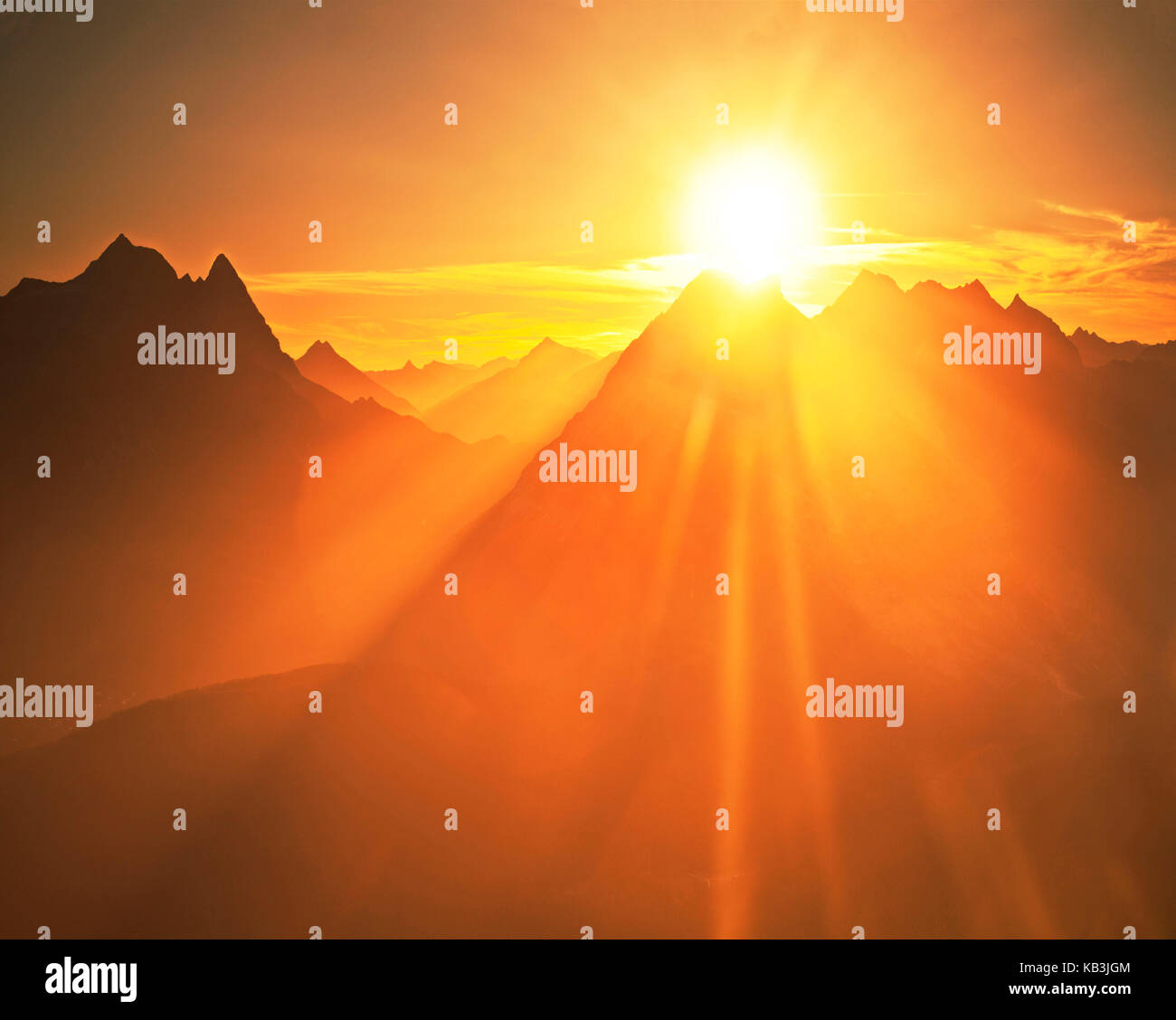 Fantasia Berge bei Sonnenuntergang, (m), Stockfoto