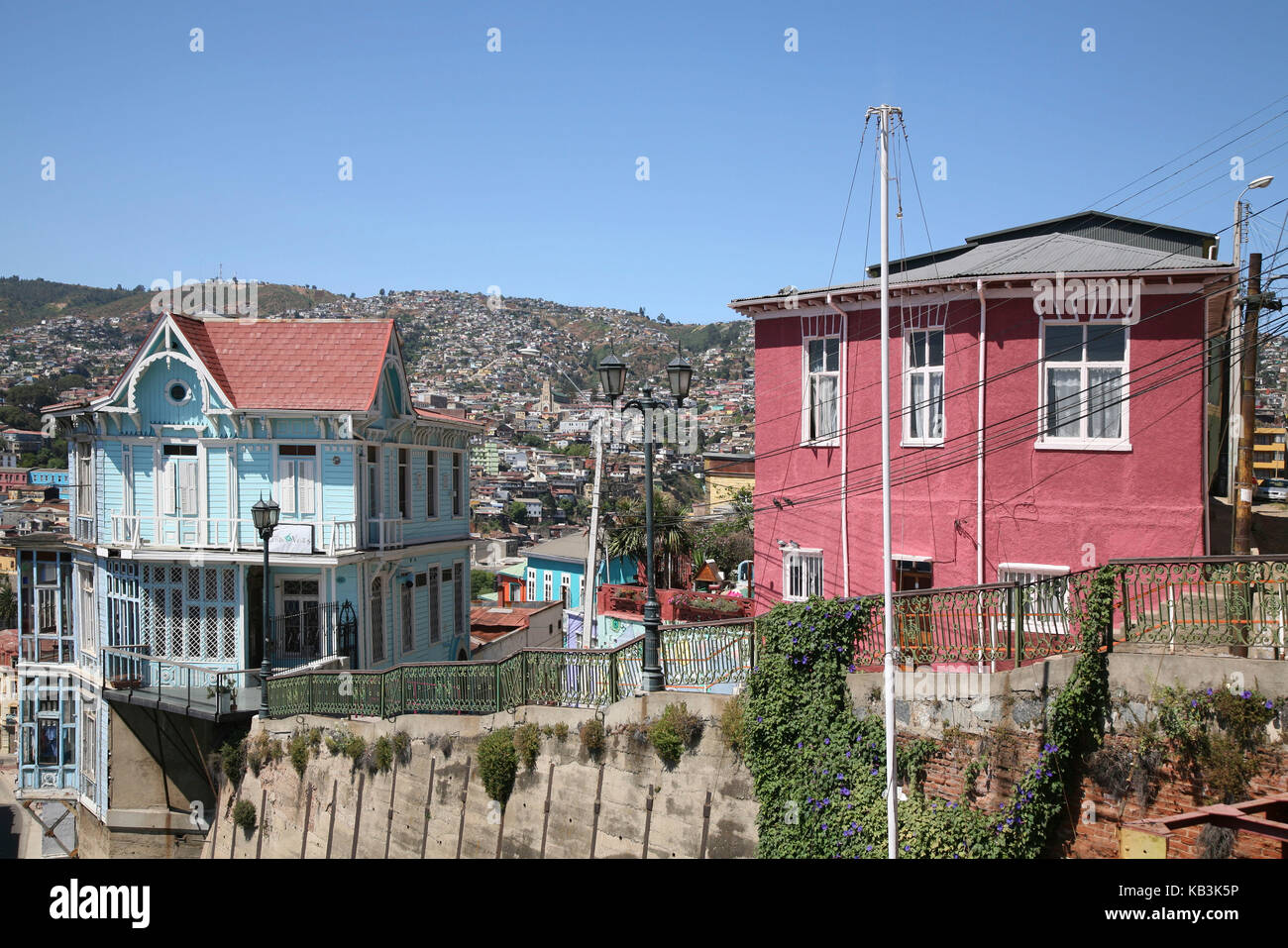 Chile, Valparaiso, Cerro Artilleria, Wohnhäuser, Stockfoto