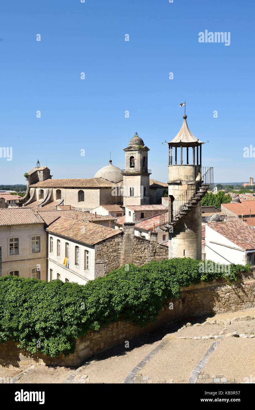 Frankreich, Gard, Beaucaire, Chinoiserie des Clausonnette Herrenhaus und Stiftskirche Notre-Dame des Pommiers Stockfoto