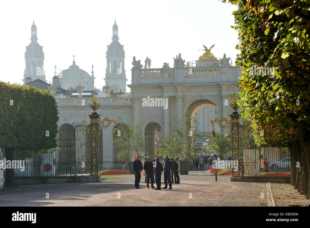 Frankreich, Meurthe et Moselle, Nancy, Porte hier und die Kathedrale von Notre Dame Stockfoto