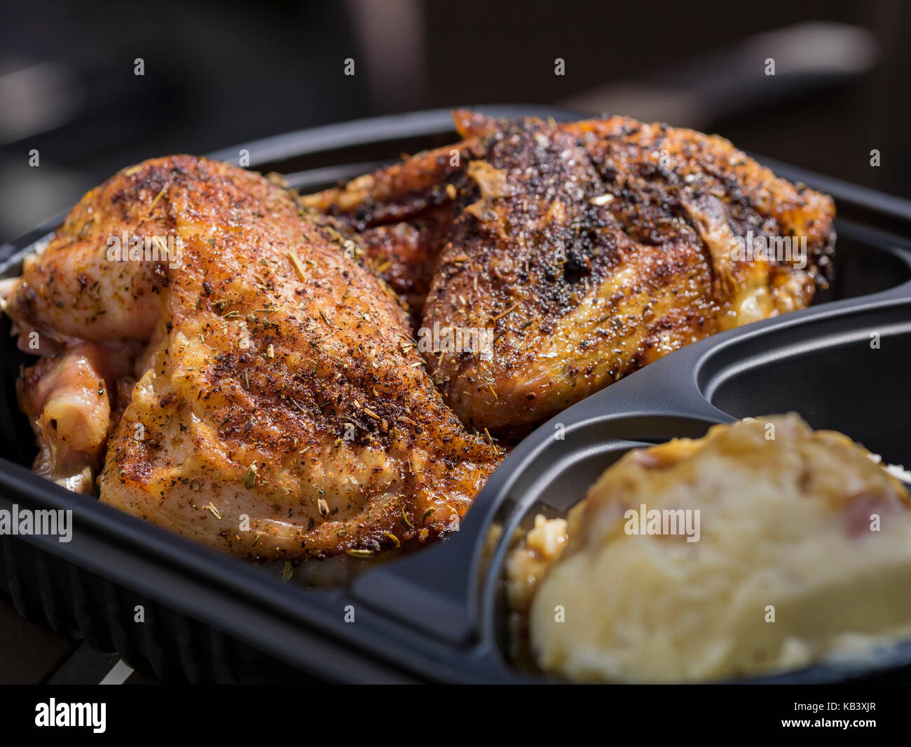 Lecker Grill Huhn gegessen, Los Angeles, California, United States Stockfoto