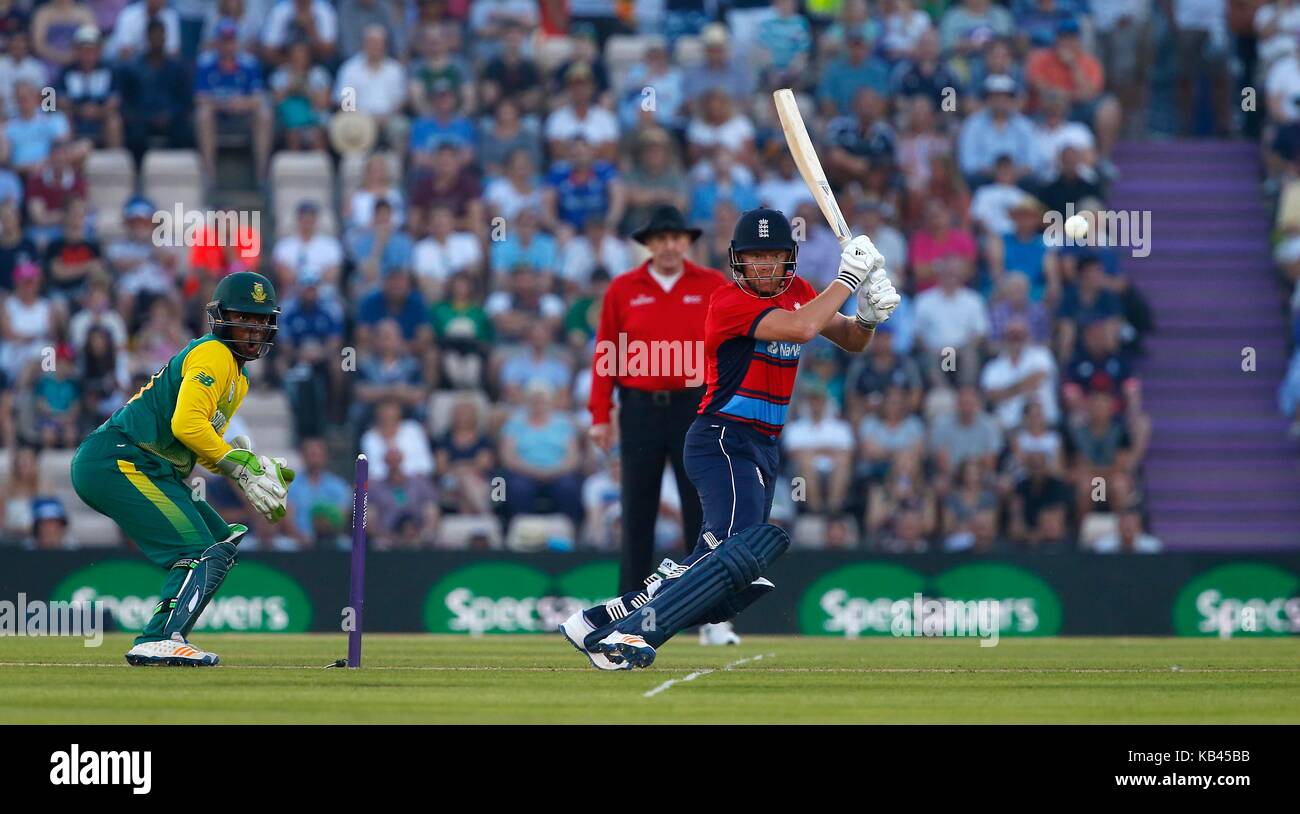 Jonny Bairstow von England schlagen während der Internationalen 20 20 Match zwischen England und Südafrika bei der ageas Schüssel in Southampton. 21 Jun 2017 Stockfoto