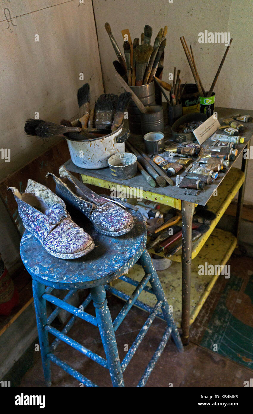 Ein immer noch Leben der Arbeit Lee Krasner's Space an der Krasner Pollock Haus in East Hampton, Long Island, New York Stockfoto Ein immer noch Leben der Arbeit Lee Krasner's Space an der Krasner Pollock Haus in East Hampton, Long Island, New York Stockfoto