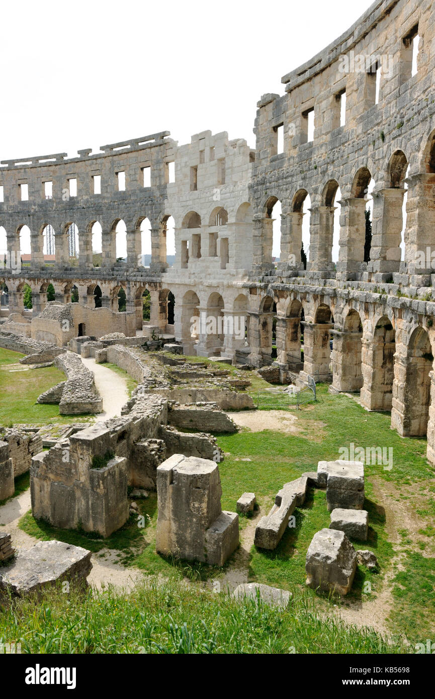 Kroatien, Dalmatien, Adriaküste, Pula, römische Amphitheater Stockfoto