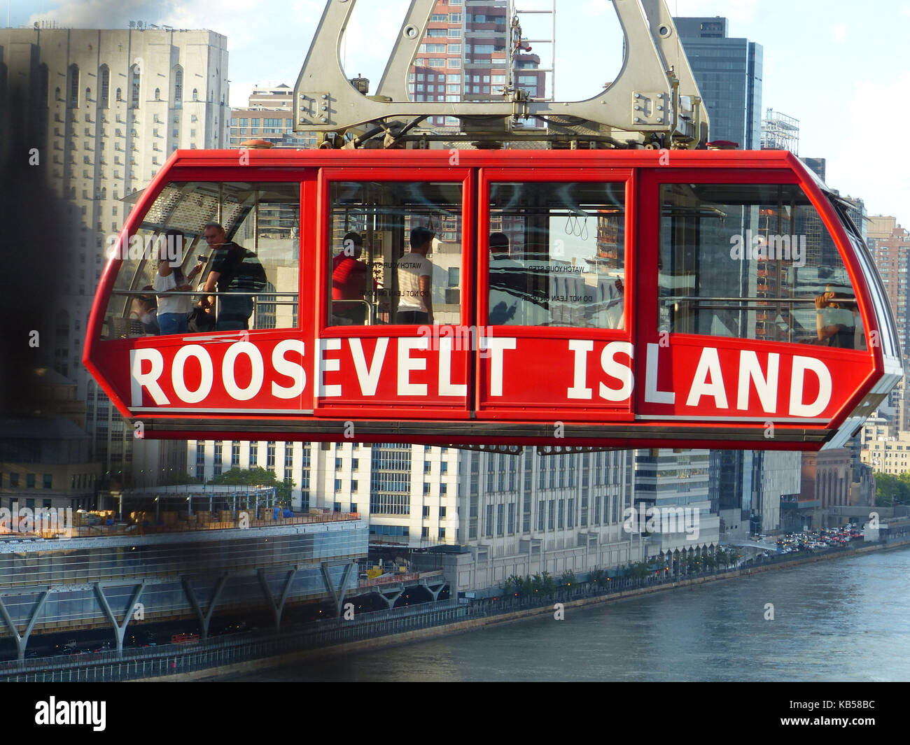 Roosevelt Island Seilbahn, aka Straßenbahn, die Manhattan mit Roosevelt Island Fotograf aus Queensboro Bridge, aka Ed Koch 59th Street Bridge Stockfoto