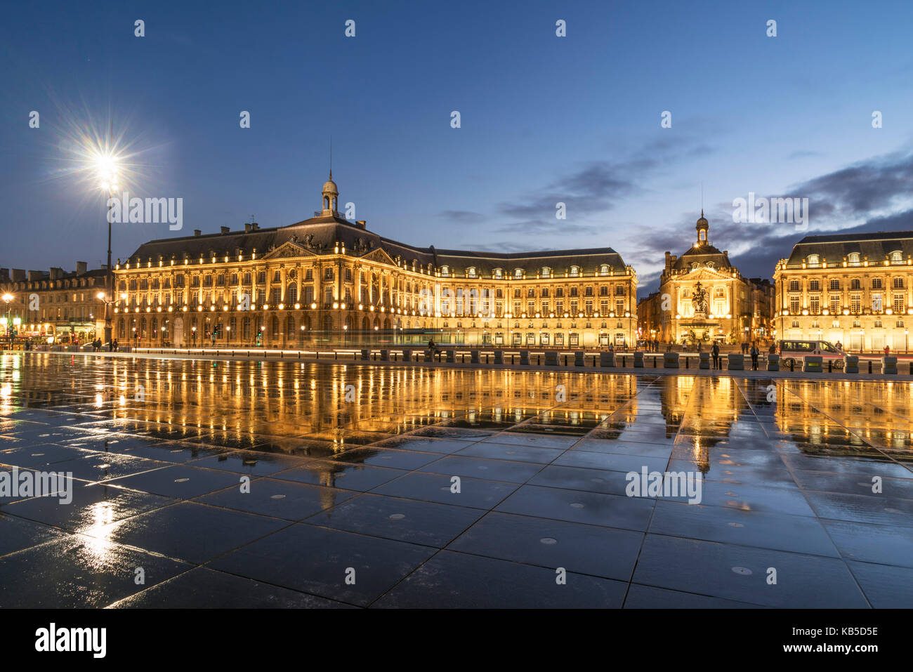 Place De La Bourse, Bordeaux, UNESCO-Weltkulturerbe, Gironde, Aquitanien, Frankreich, Europa, Bordeaux, Frankreich Stockfoto