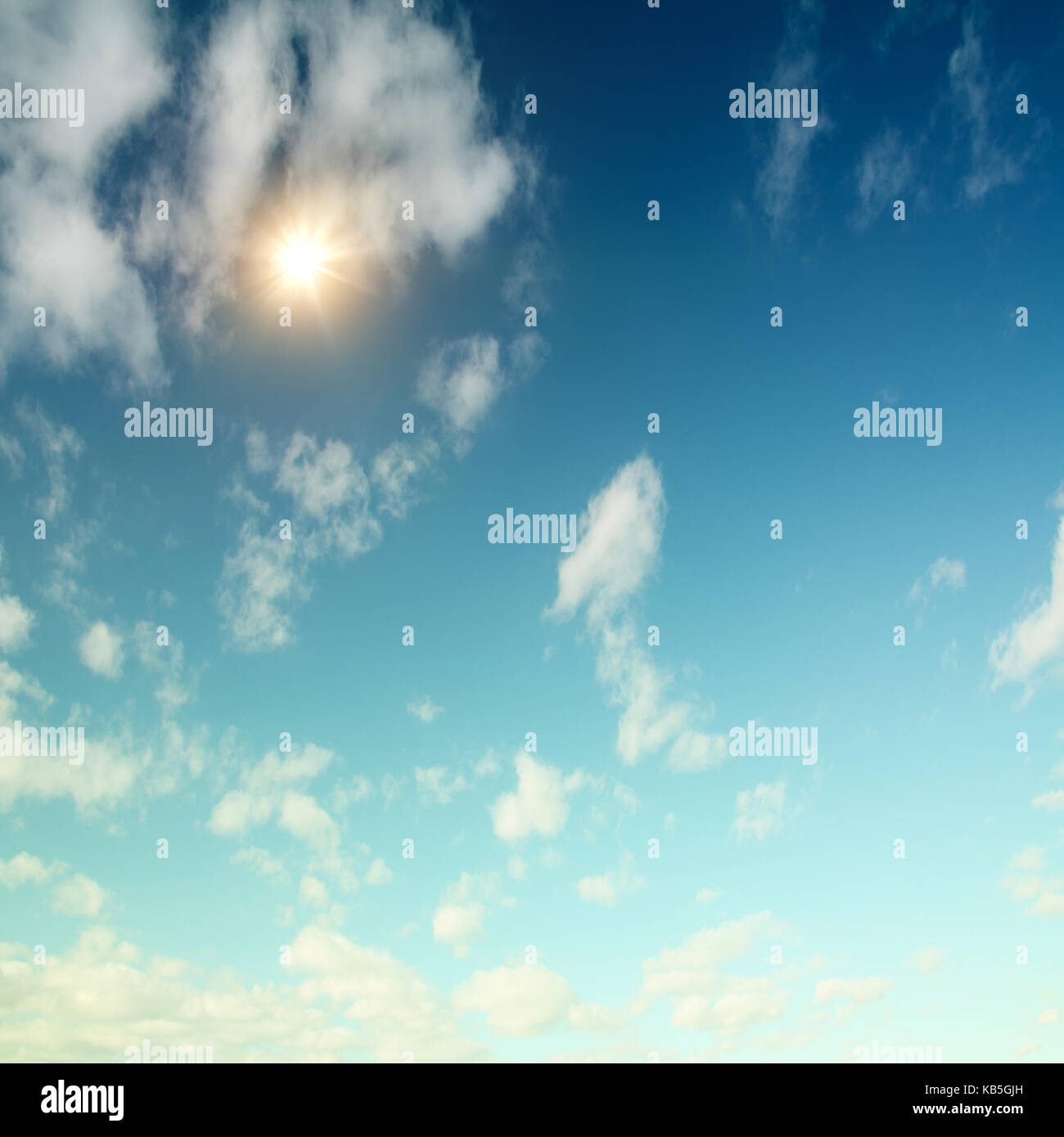 Himmel und Sonne Stockfoto