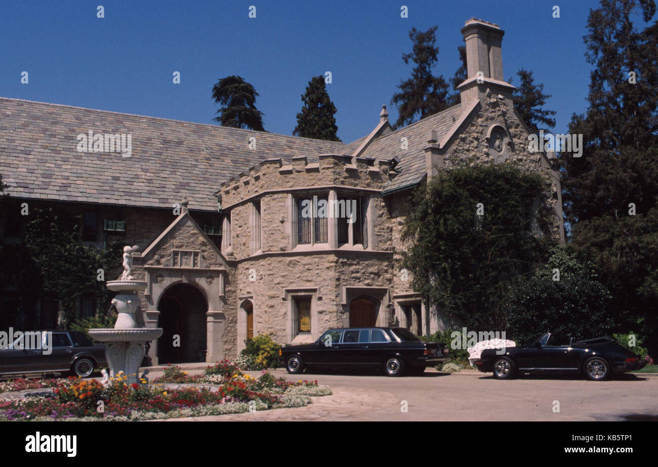 hugh hefner playboy mansion stockfotos und bilder kaufen alamy