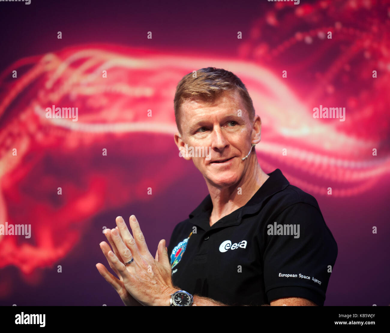 Tim Peake, ESA-Astronauten, über seine Erfahrungen auf der internationalen Raumstation in New Scientist Live 2017 Stockfoto