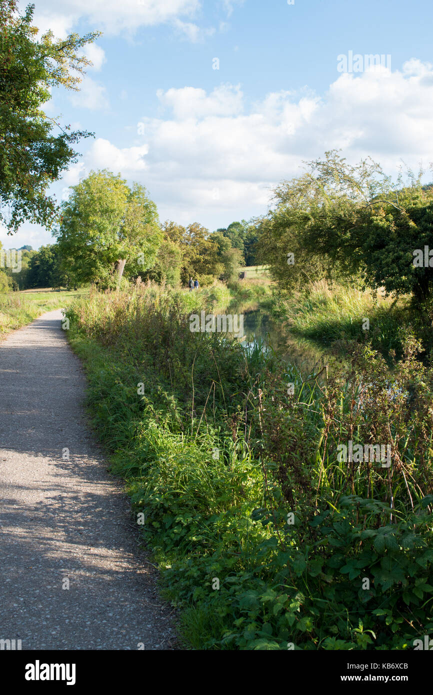 Sommer Abend Ende September neben dem Cromford Canal in The Derbyshire Peak District Stockfoto