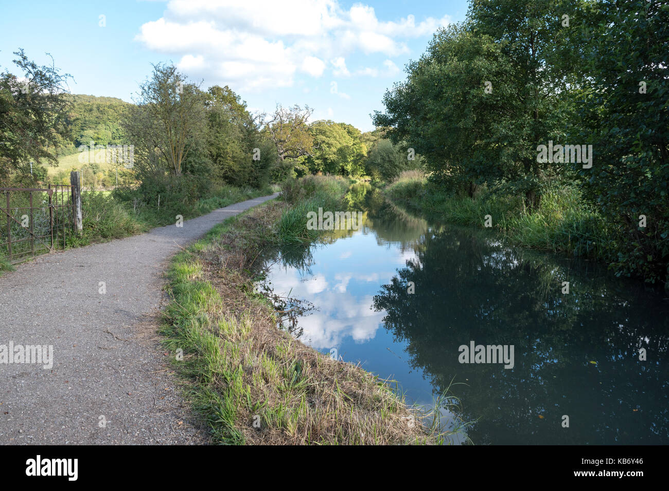 Sommer Abend Ende September neben dem Cromford Canal in The Derbyshire Peak District Stockfoto
