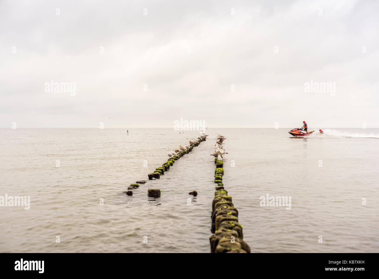 Wasserski in der Ostsee in Mielno, Polen 2016 Stockfoto