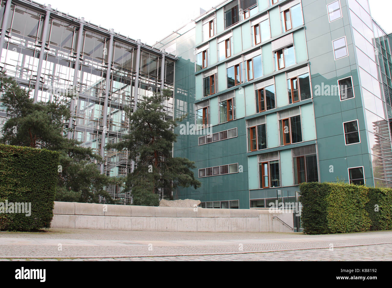 Modernes Gebäude (Jakob-Kaiser-Haus) in Berlin (Deutschland). Stockfoto