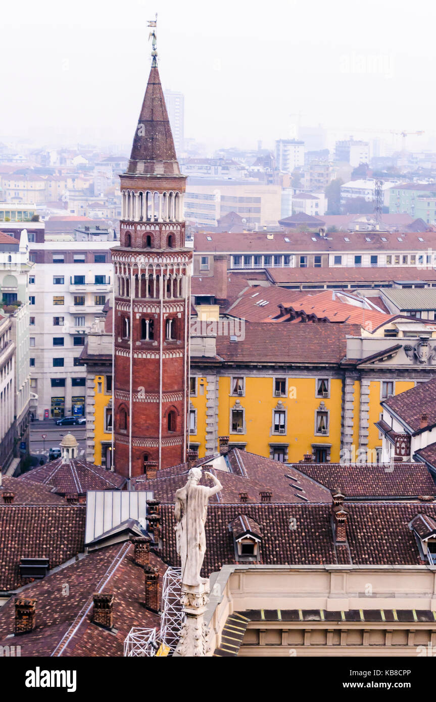 Glockenturm in St. Gottardo in Corte Stockfoto