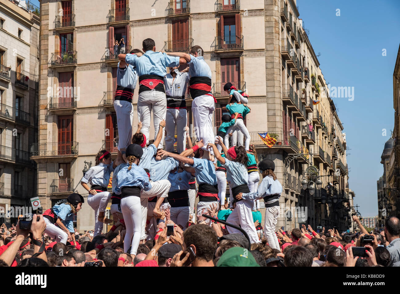 Eine der berühmtesten katalanischen Traditionen ist, dass der "Castells" (Burgen), die menschlichen Türme, die durch den Aufbau von verschiedenen Ebenen der aufgehoben werden Stockfoto