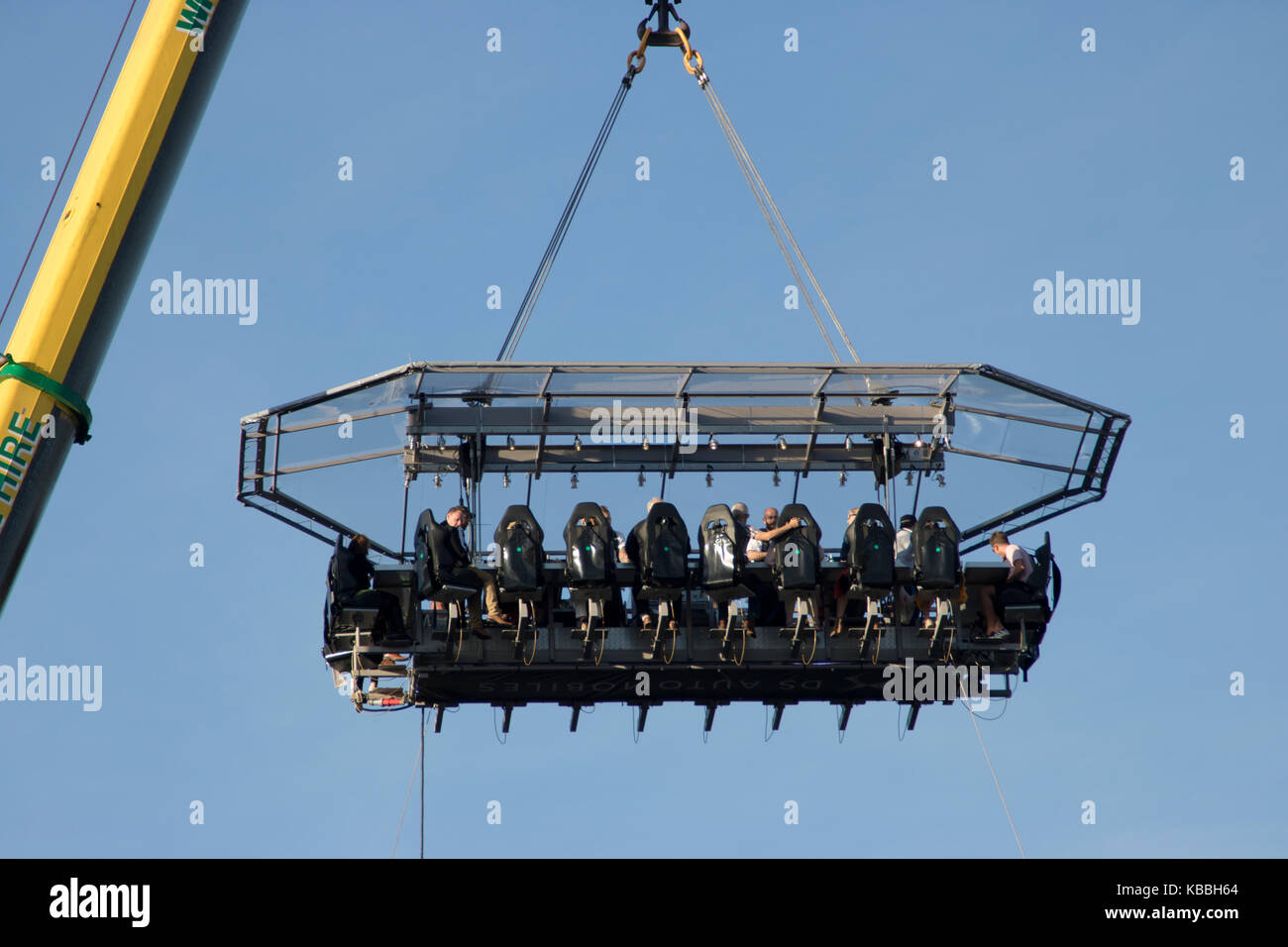 Ein alternativer Weg in einem Himmel Küche und Restaurant ca. 100 Fuß (30  Meter) über George Square, Glasgow, Schottland ausgesetzt zu speisen  Stockfotografie - Alamy