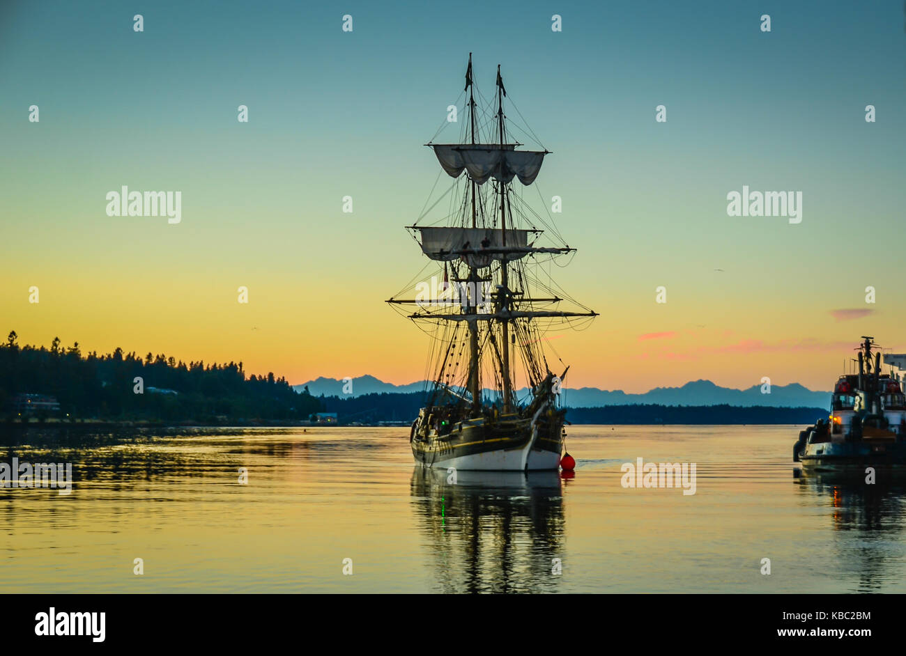 Tall Ships, 'Lady Washington & Hawaiiain Häuptling' am Puget Sound, besuchen Sie Olympia, WA 8/31/2017. Stockfoto