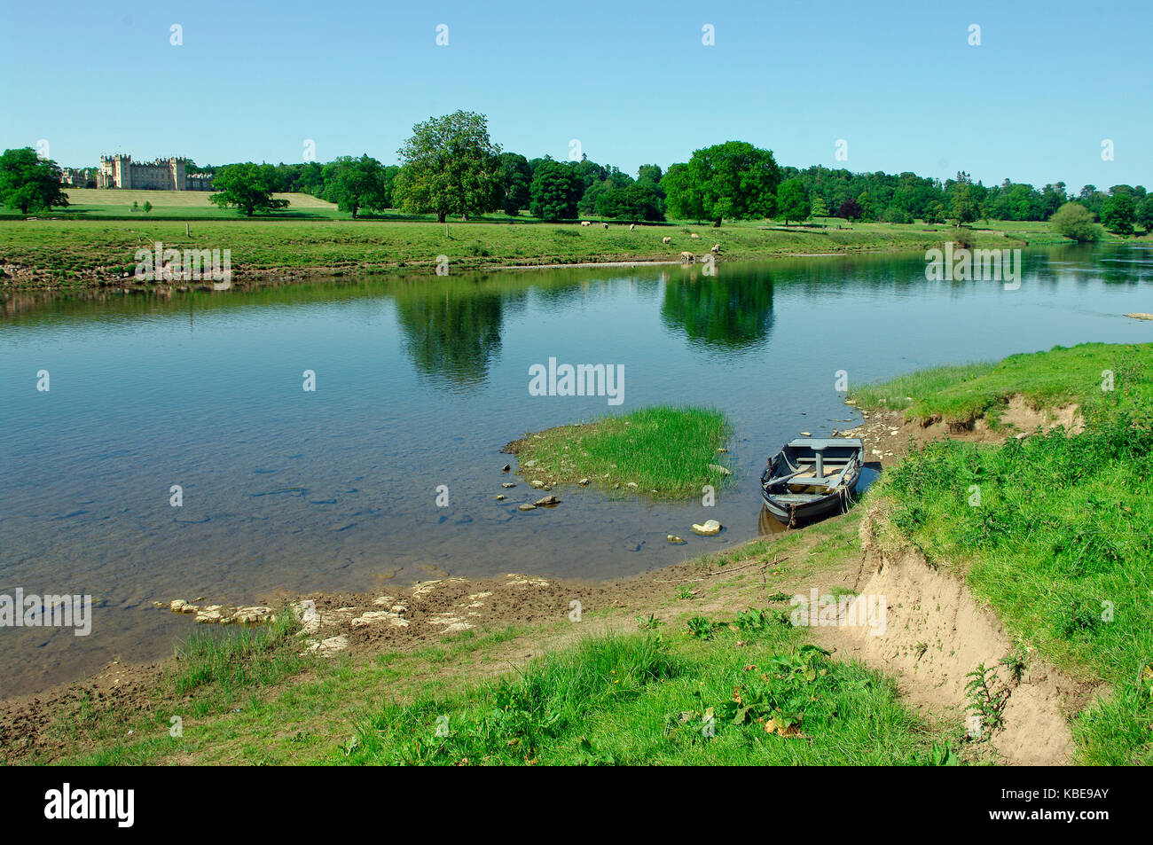 Fluss Tweed in der Nähe von Kelso, Schottland Stockfoto