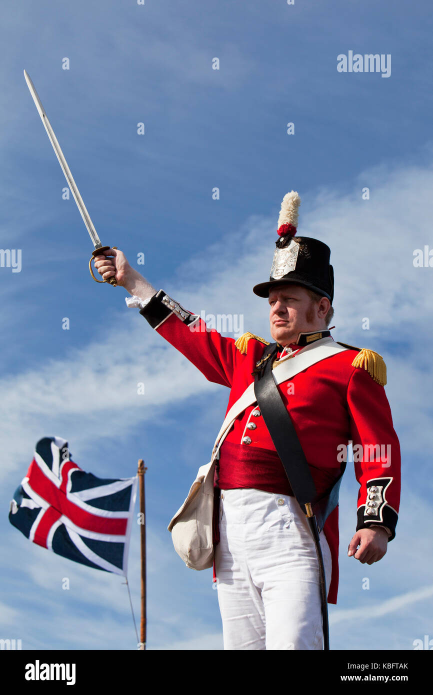 Interpretation einer Rallye 18./19. Jahrhundert redcoat britischen Offizier in der Armee, die sich aus historischen re-Enactor Peter Leech. Stockfoto