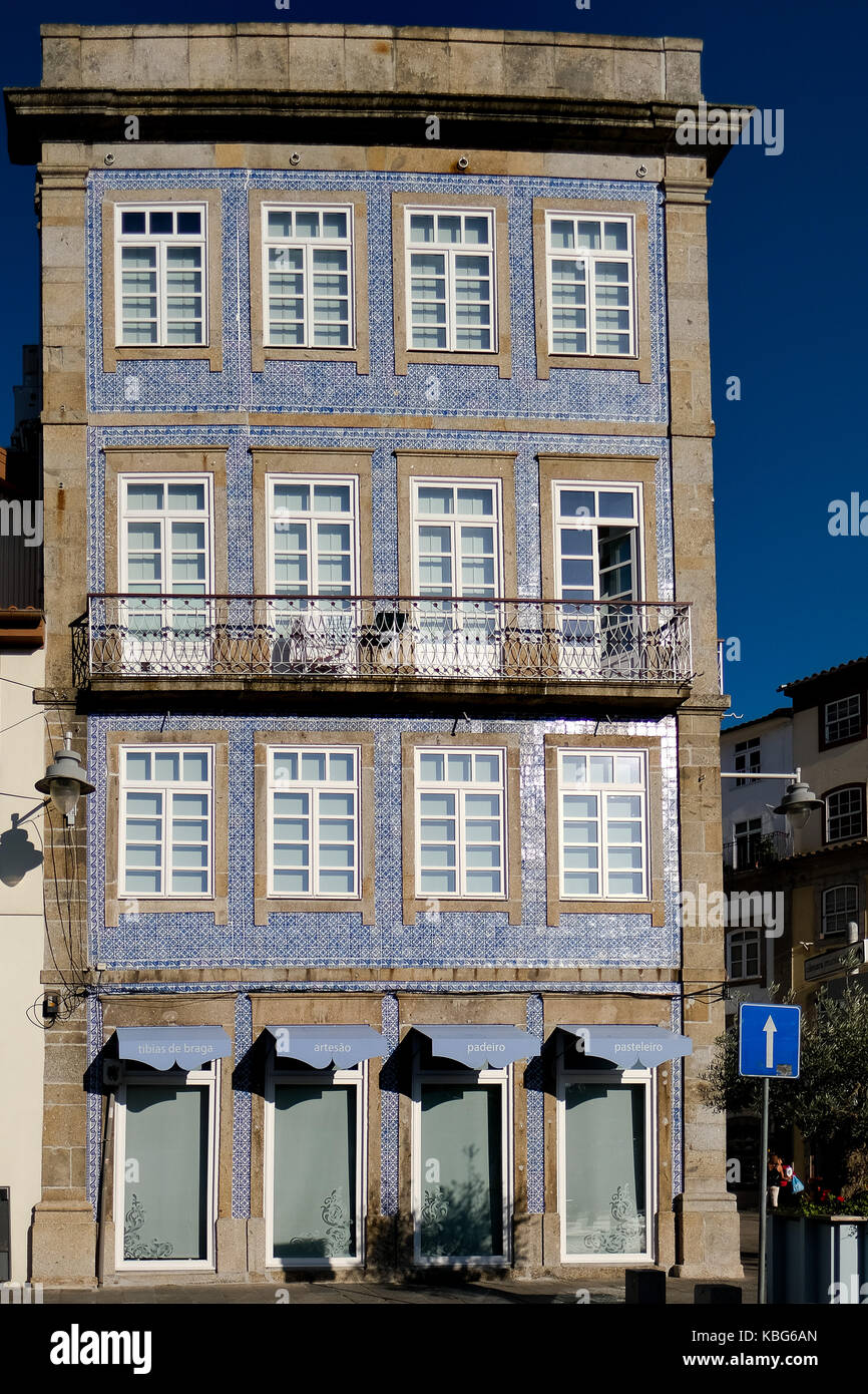 Ein Spaziergang auf dem historischen Zentrum von Braga, Portugal eines der architektonischen Vielfalt aus der römischen Fundamenten bewundern können, die barocke, neoklassischen Stockfoto