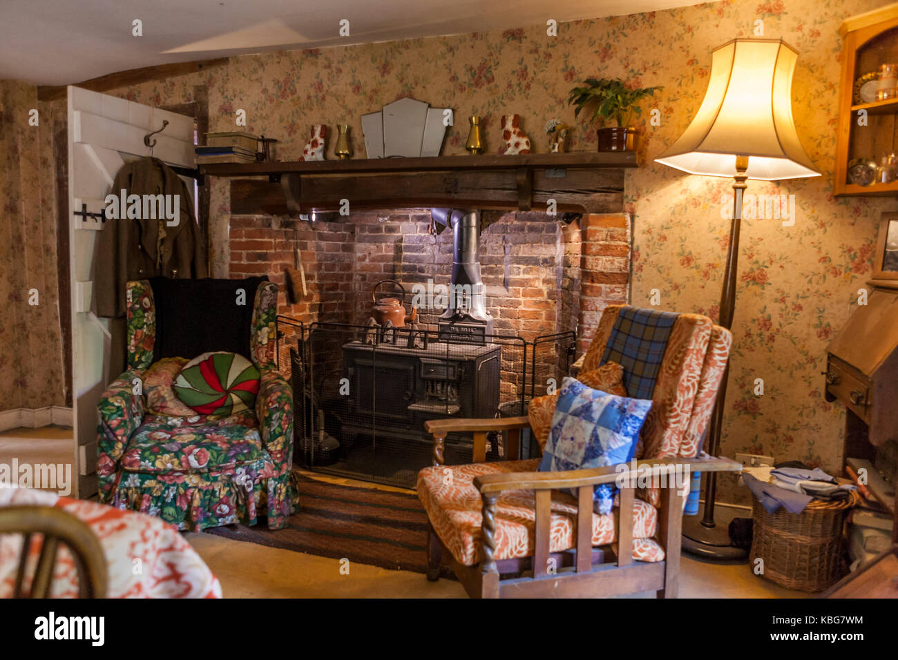 Interieur, Manor Farm, Bursledon, Hampshire, England, das in der jüngeren BBC2 Series' Kriegszeit Farm' empfohlene Stockfoto Interieur, Manor Farm, Bursledon, Hampshire, England, das in der jüngeren BBC2 Series' Kriegszeit Farm' empfohlene Stockfoto