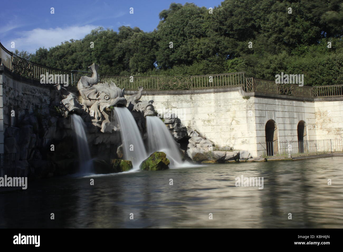 Caserta, Italien, 14. August 2014 caserta Royal Palace. Der Park ist