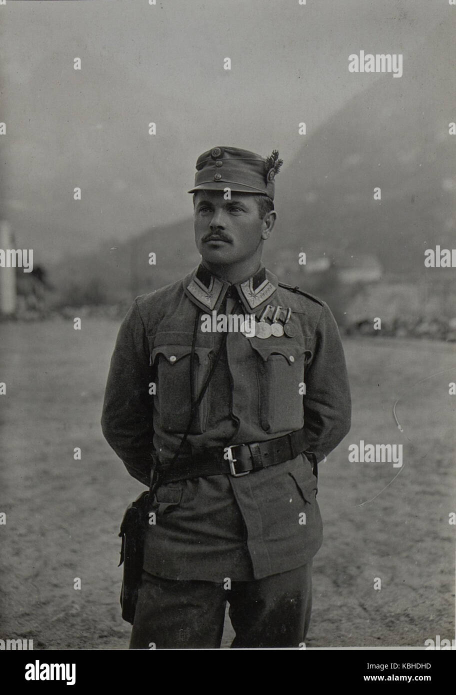 Artillerie offizier Fotos und Bildmaterial in hoher Auflösung Alamy