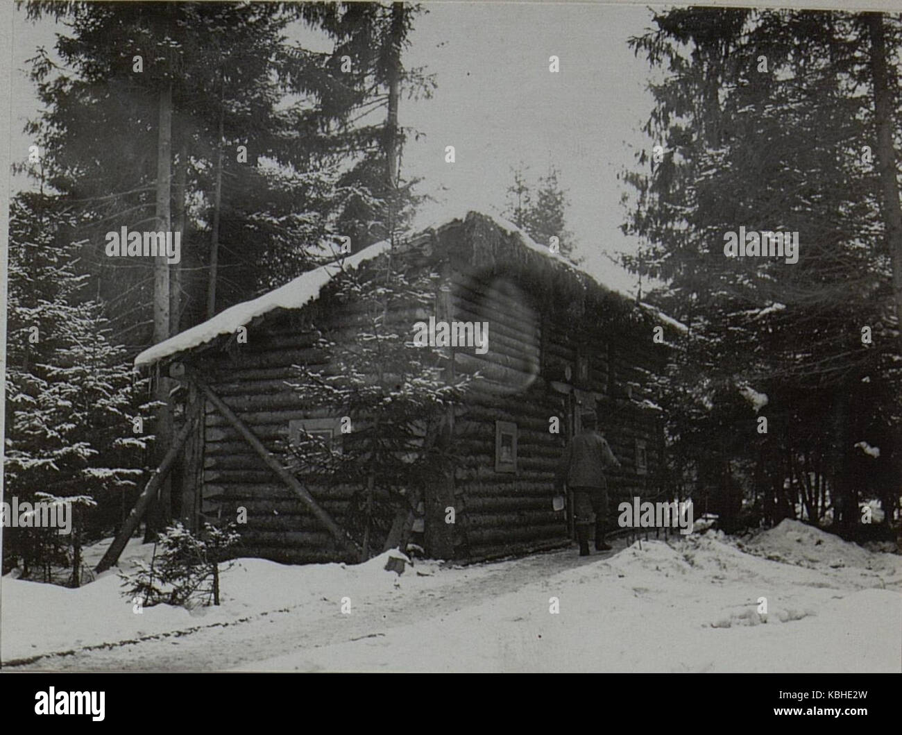 Offiziersunterstand in den Stellungen d. J.R.54 bei BildID Pryslup Nov. 1916 (15453102) Stockfoto