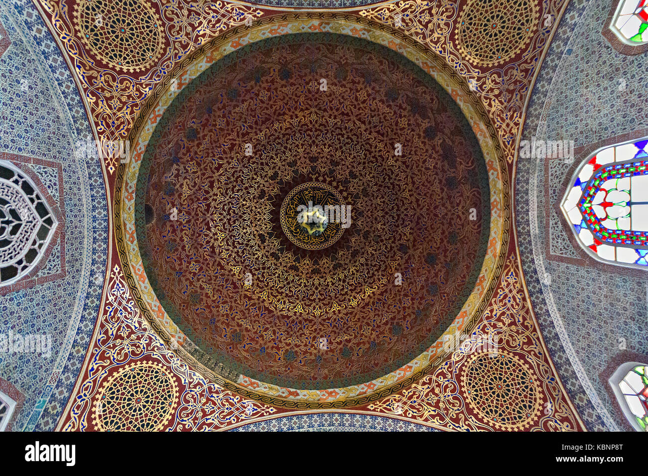 Decke Dekoration der harem Zimmer im Inneren der Topkapi-Palast in Istanbul, Türkei. Stockfoto