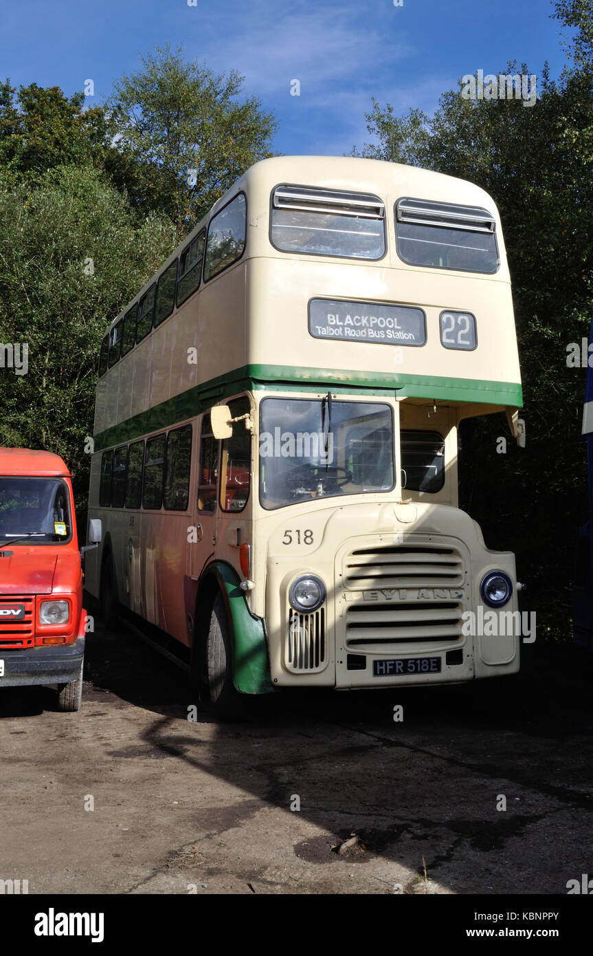 Erhaltene Blackpool Borough Transport Leyland PD3 EINE HFR 518 E im Westen von England Transport Sammlung Tag der Offenen Tür am 6. Oktober 2013 zu sehen ist. Stockfoto