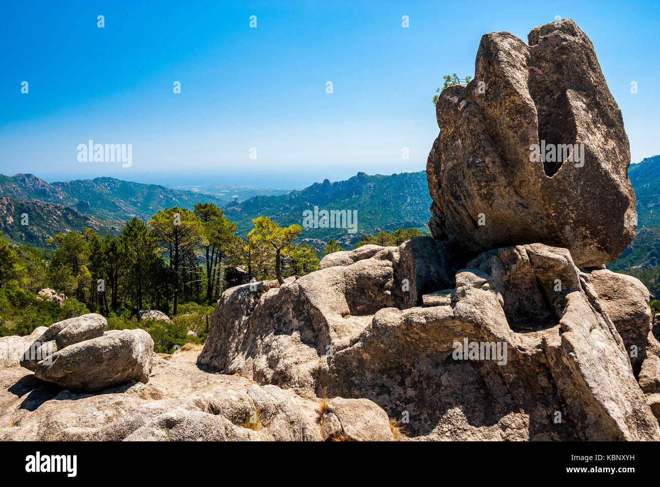 Rocher Sentinelle Cascade Piscia Di Gallo San-Gavino di Carbini Corse Frankreich 2A Stockfoto