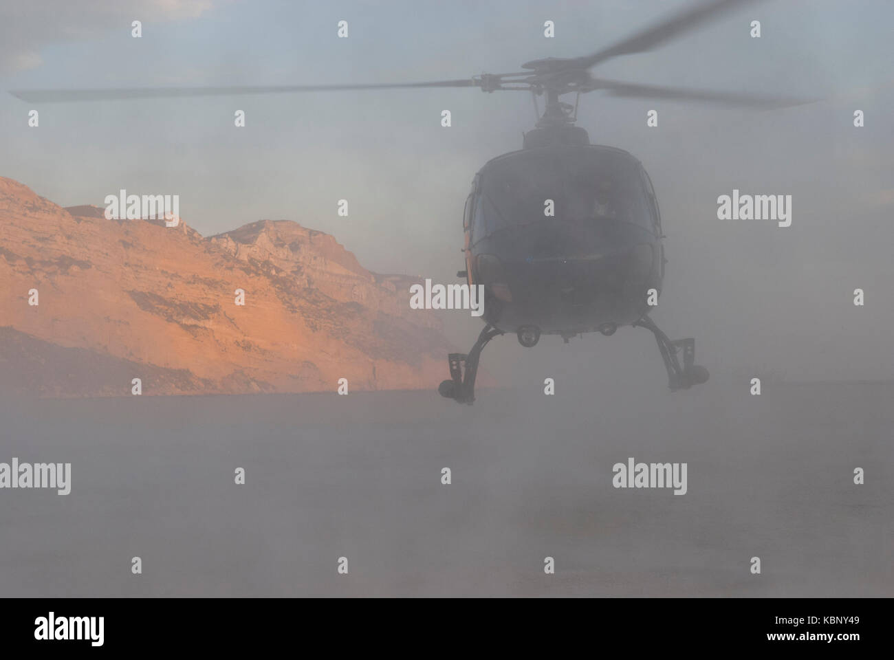 Décollage d'Hélicoptère Calanque de Port-Miou Cassis Provence Frankreich Stockfoto