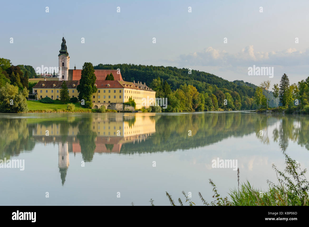 Schloss Kloster Kirche Schloss Vornbach, River Inn, Neuburg am Inn, Niederbayern, Oberbayern, Bayern, Bayern, Deutschland Stockfoto